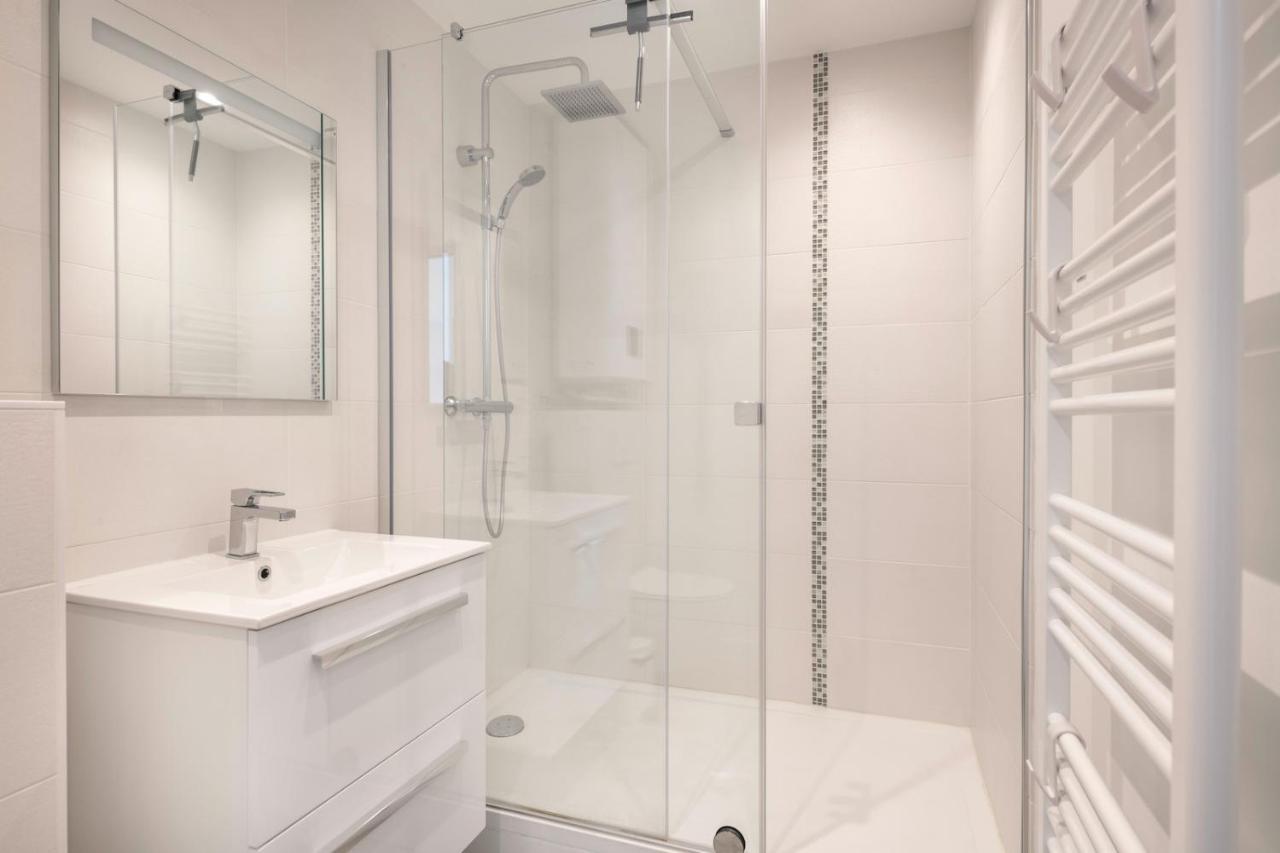 Appartement Pour 4 Avec Vue Sur La Marina ปอร์นิเชต์ ภายนอก รูปภาพ